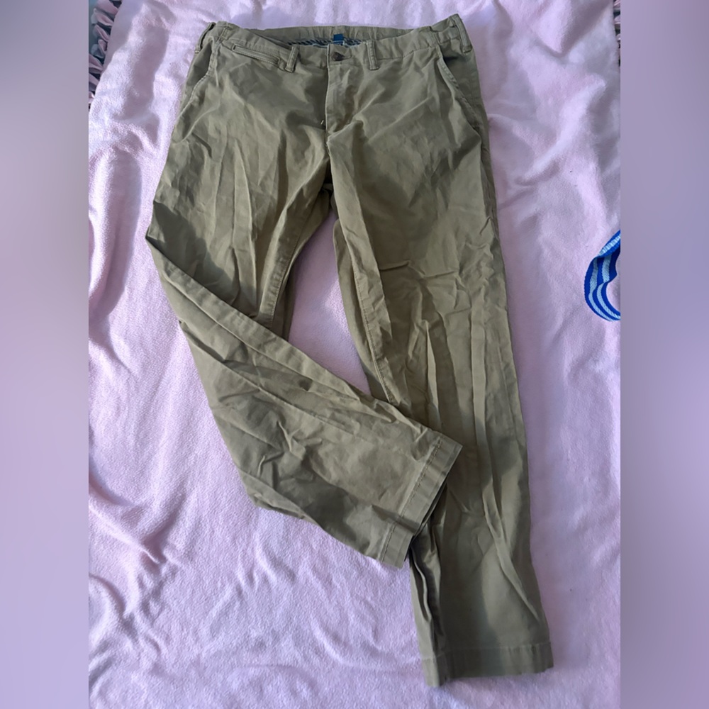American Eagle Outfitters Men's Khaki Chinos
